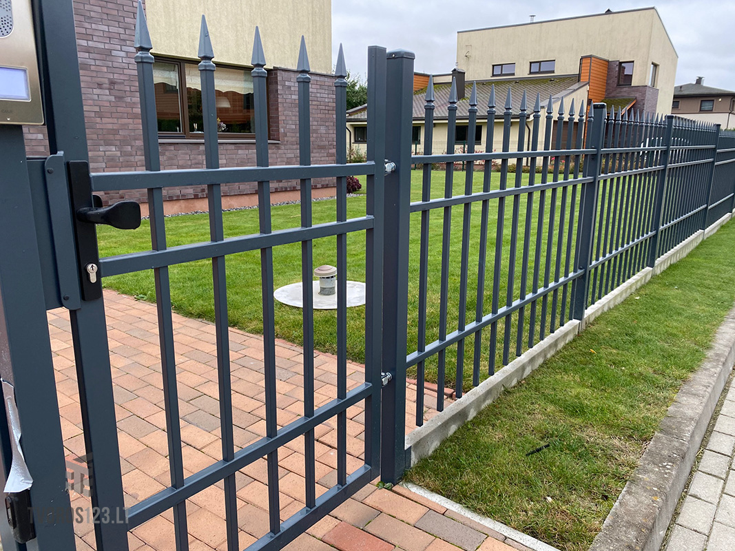 Metalinė tvora Modern 033