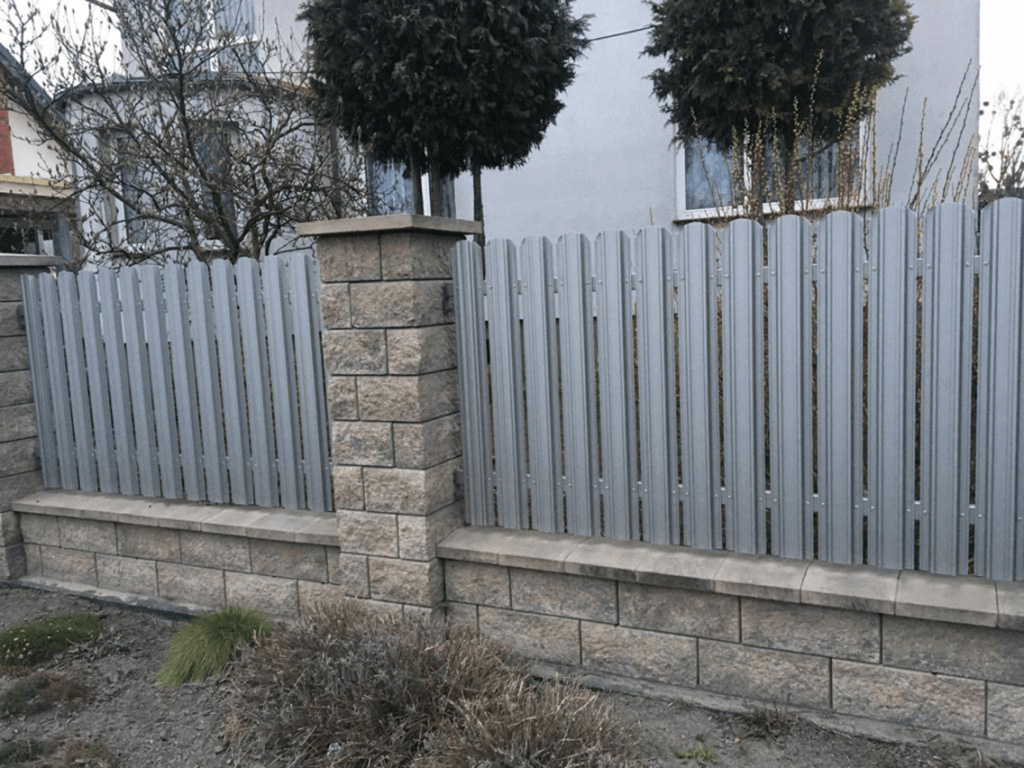 Vertikalios skardinės tvoros tvoros123 14