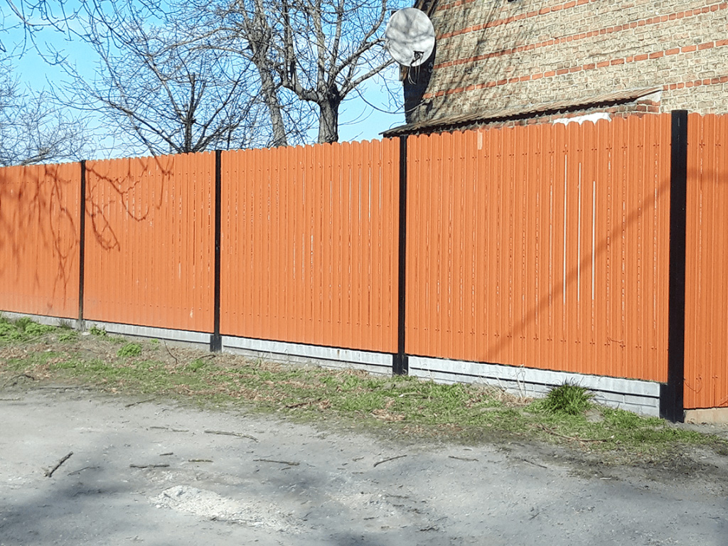 Vertikalios skardinės tvoros tvoros123 16